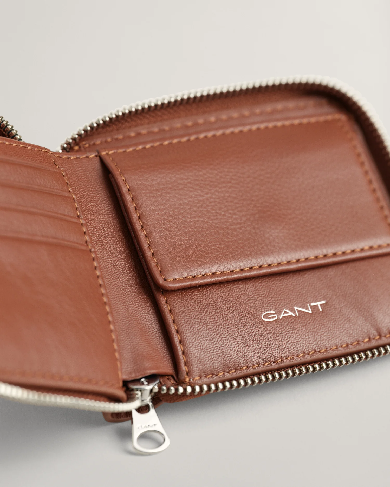 LEATHER ZIP WALLET - Image 6