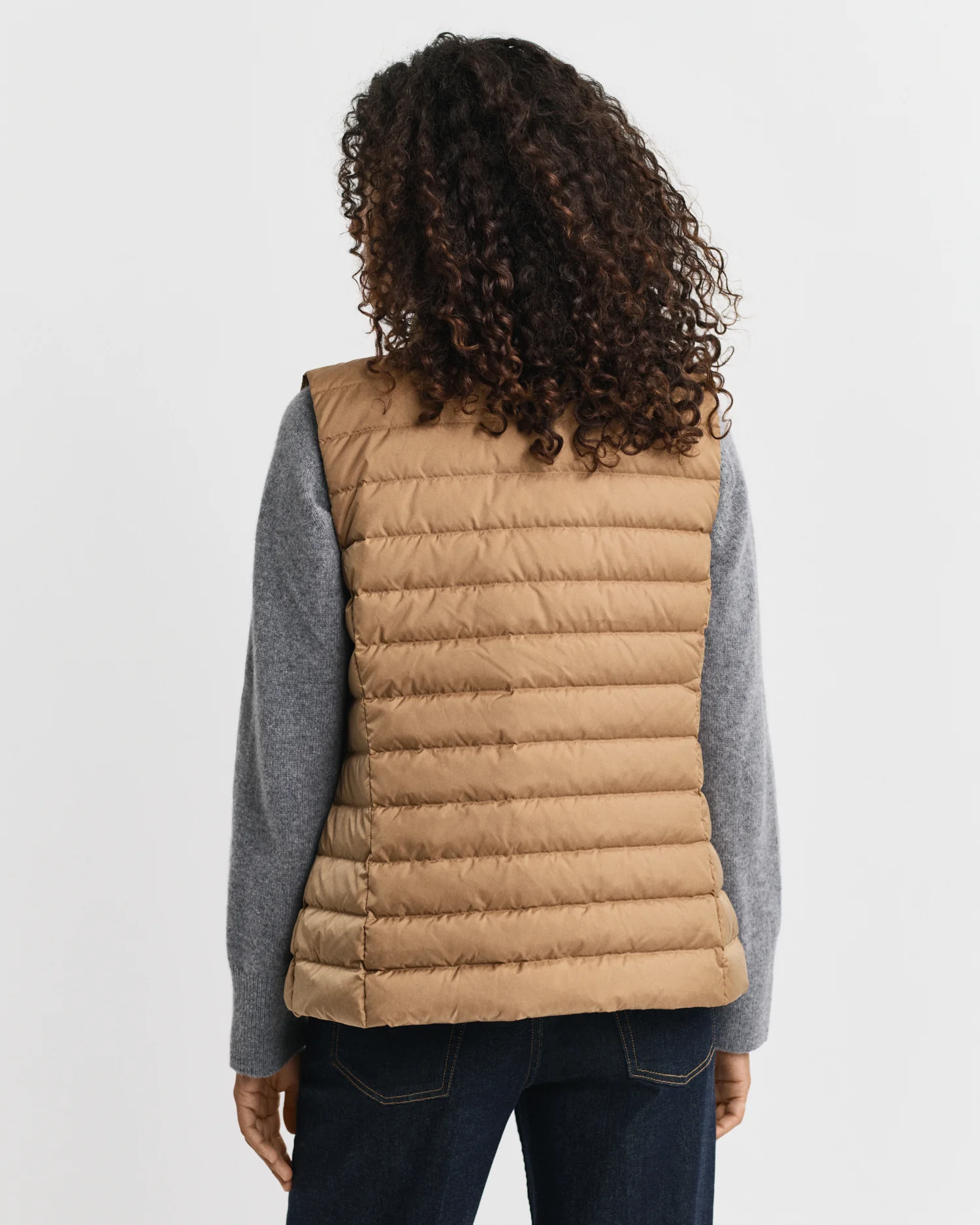 LIGHT DOWN VEST - Image 11