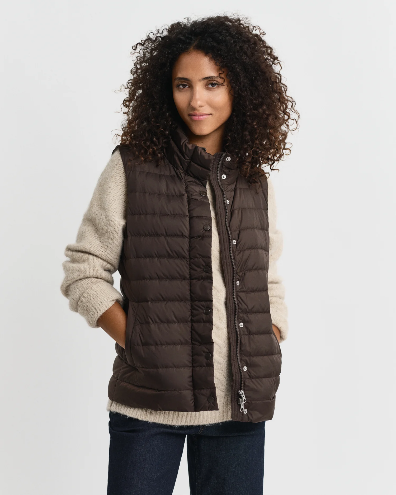 LIGHT DOWN VEST - Image 18