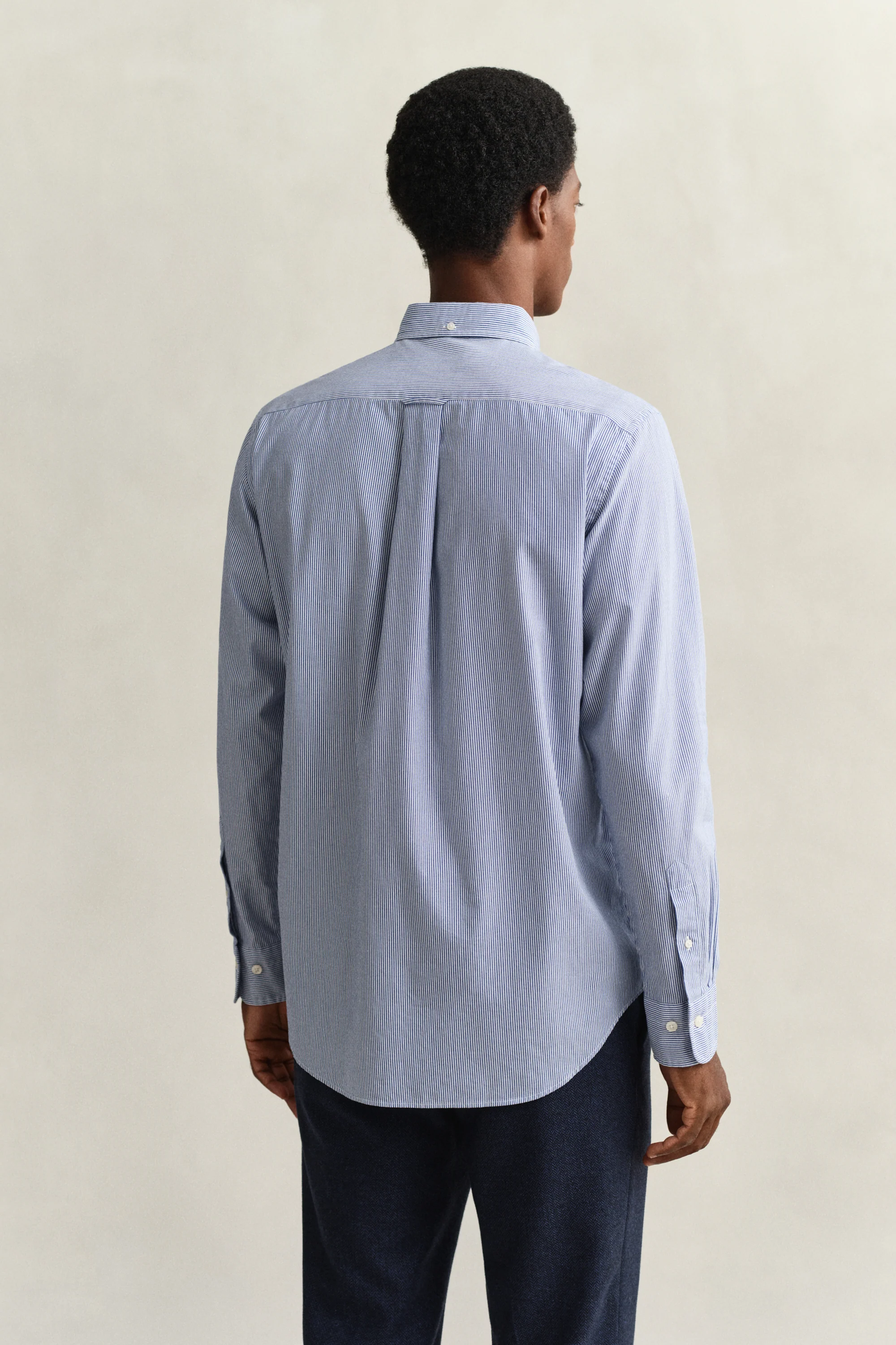 REG CLASSIC POPLIN BANKER SHIRT - Image 3