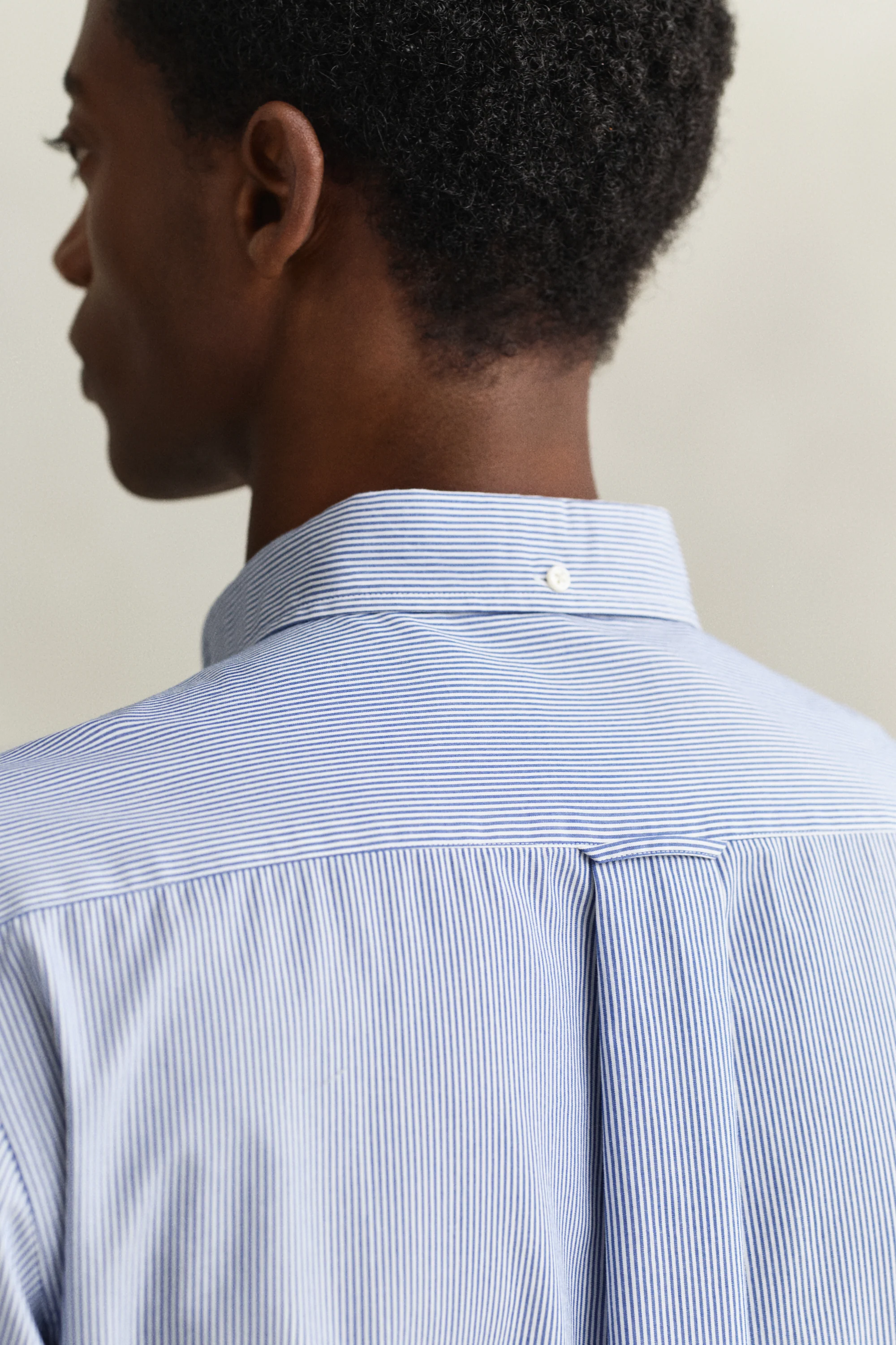 REG CLASSIC POPLIN BANKER SHIRT - Image 4