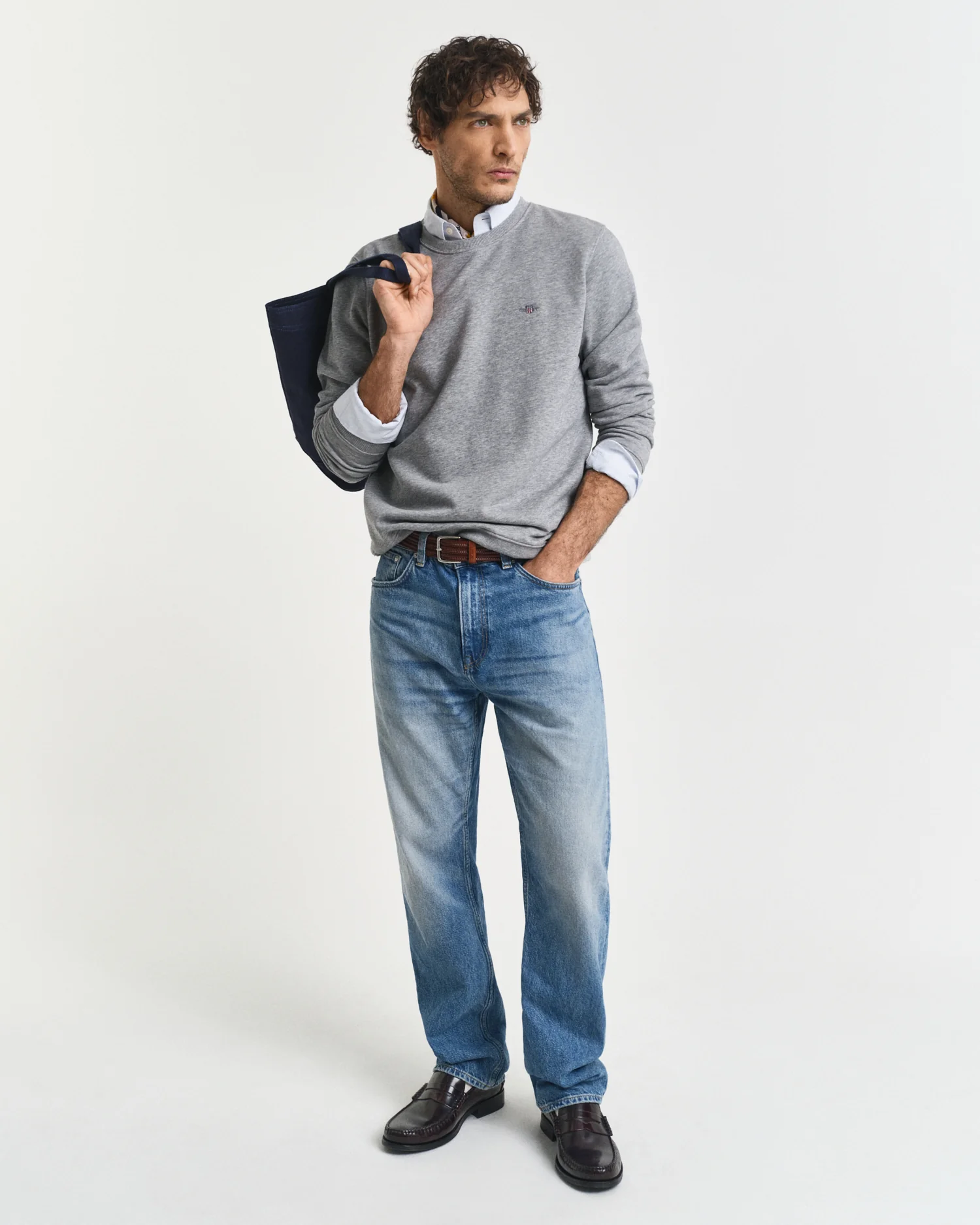 REG SHIELD C-NECK SWEAT - Image 4