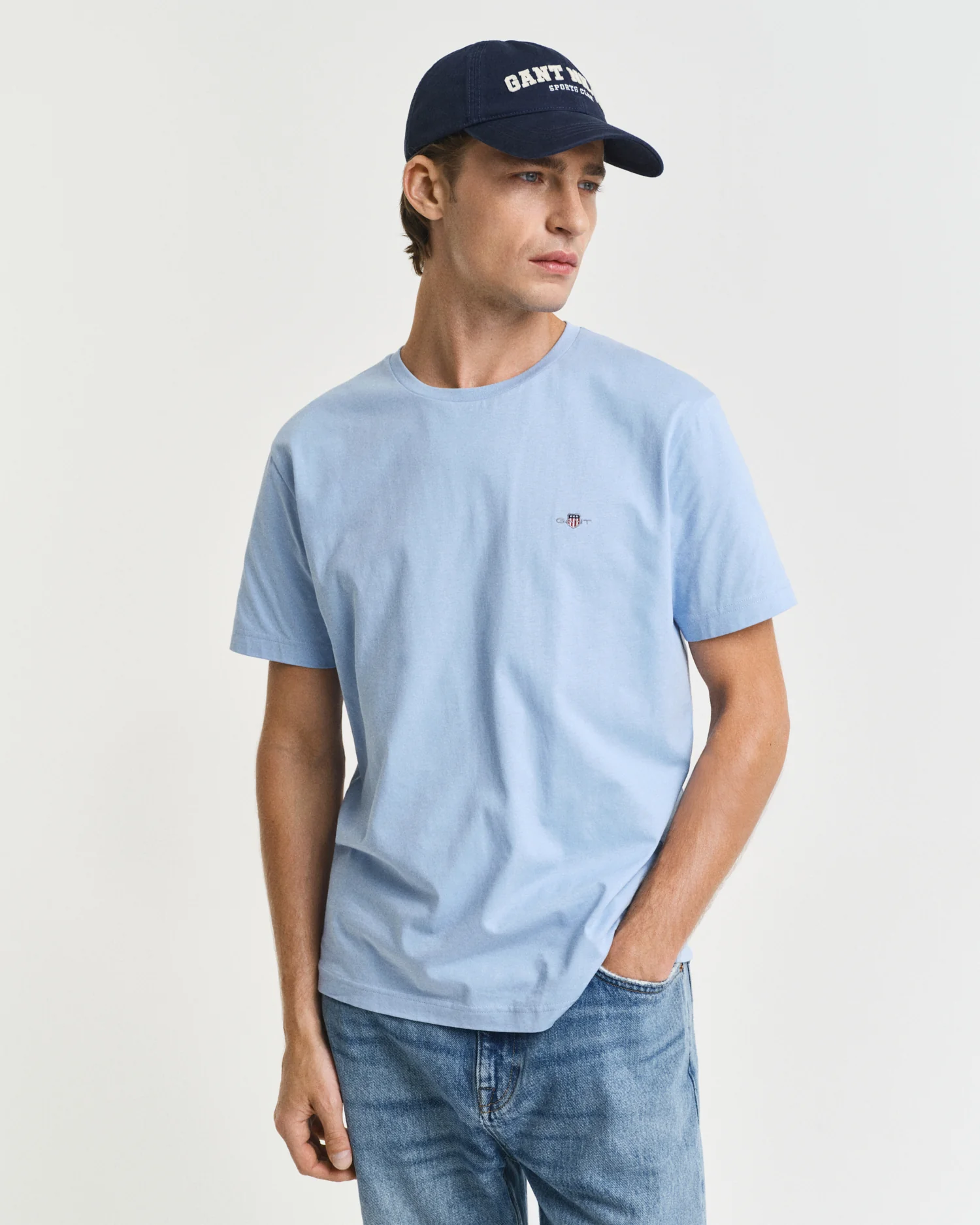 REG SHIELD SS T-SHIRT - Image 11