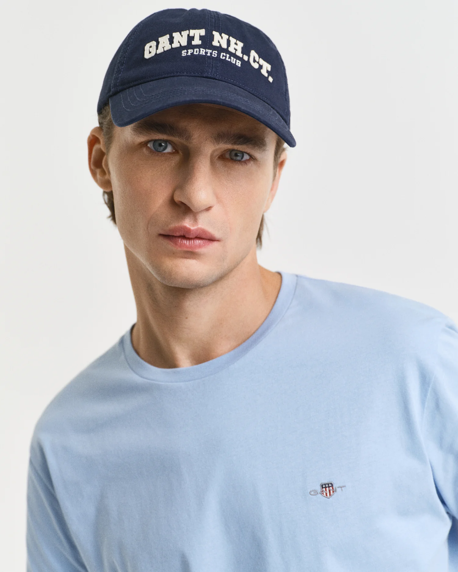REG SHIELD SS T-SHIRT - Image 13