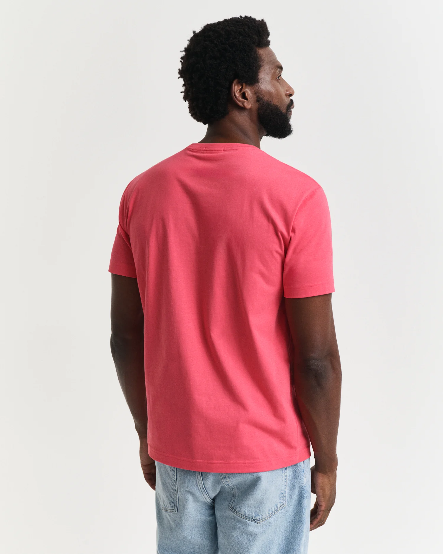 REG SHIELD SS T-SHIRT - Image 17