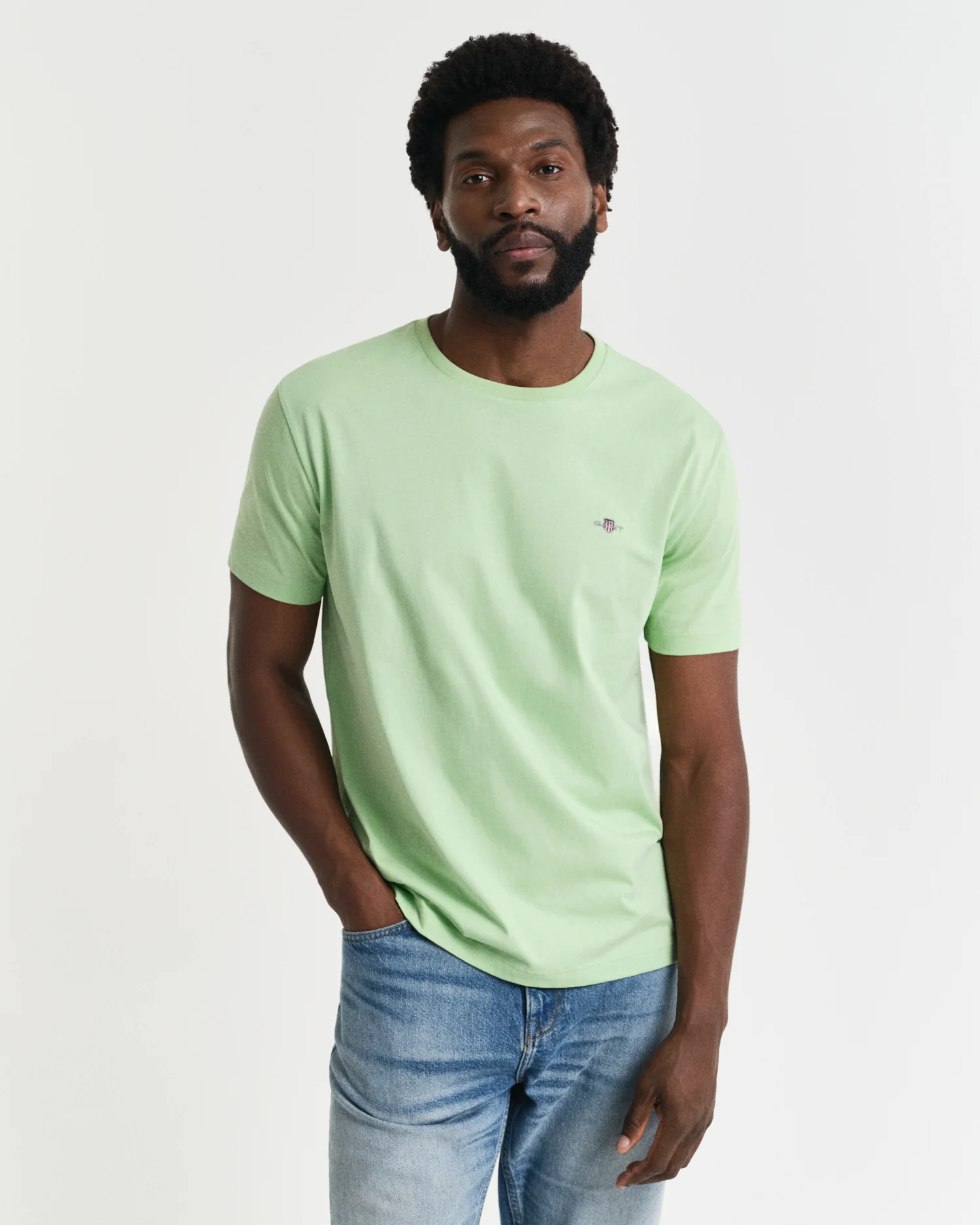 REG SHIELD SS T-SHIRT - Image 33