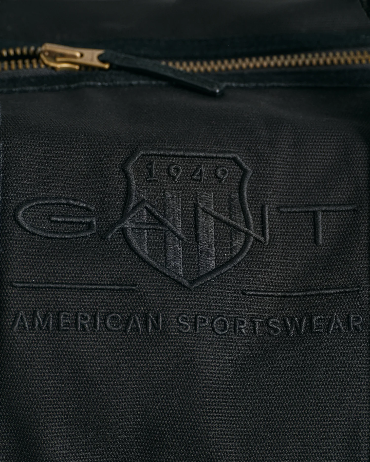 TONAL SHIELD DUFFLE BAG - Image 8
